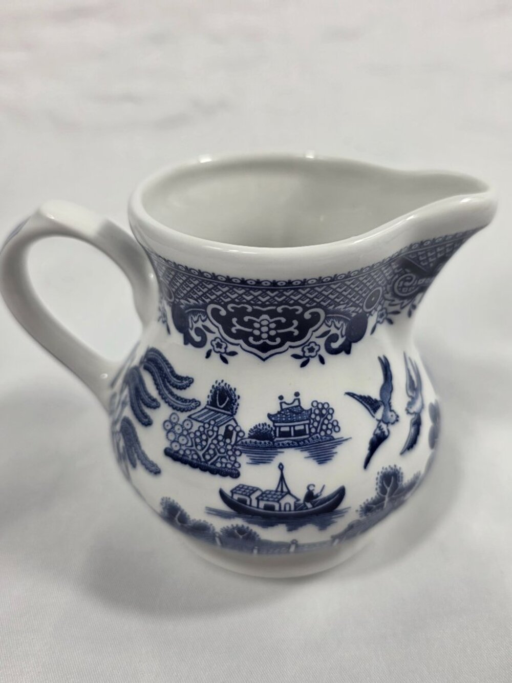 Churchill Willow Blue Creamer 8 Ounce Georgian Shape England